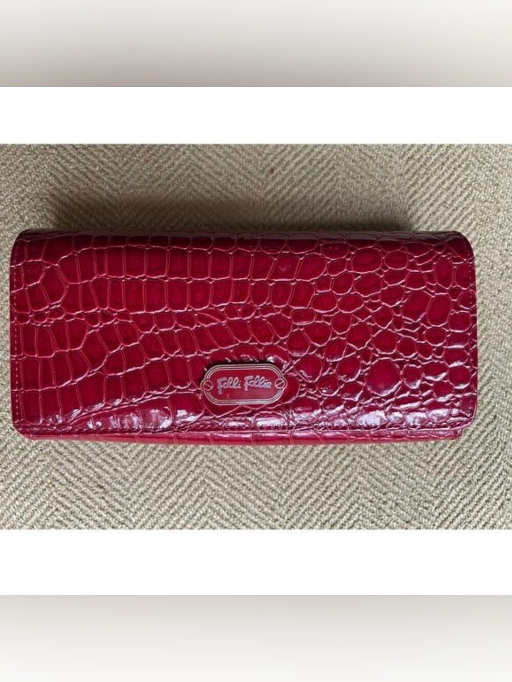 Red Croc-Embossed Women's Wallet